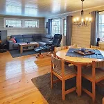 7 Person Holiday Home In Jarfjord-By Traum Σπίτι διακοπών Karpbukt