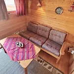6 Person In Jarfjord *