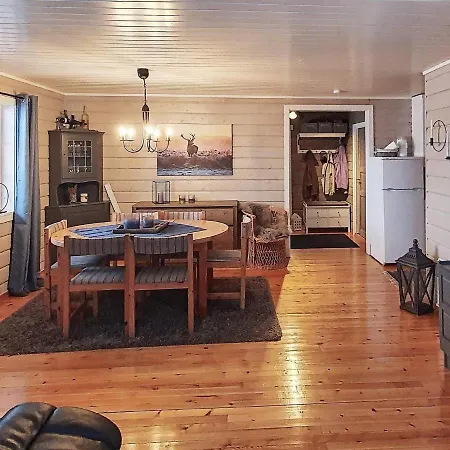 7 Person In Jarfjord Holiday home *