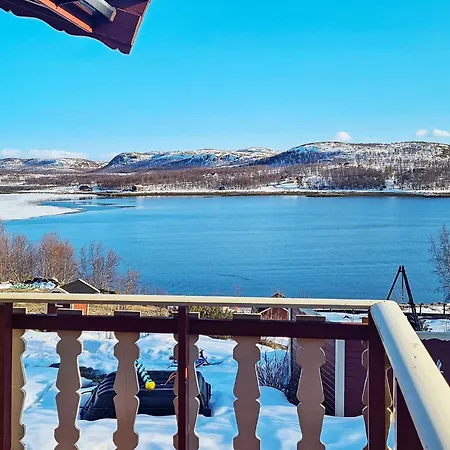 6 Person In Jarfjord Karpbukt